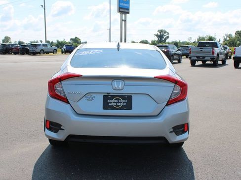 Used 2017 Honda Civic EX image 8