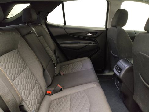 Used 2021 Chevrolet Equinox LT image 19