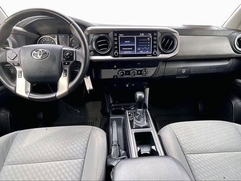 Certified 2020 Toyota Tacoma SR5 image 15