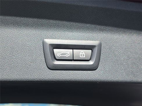 Certified 2023 BMW X3 xDrive30i w/ Premium Package image 8