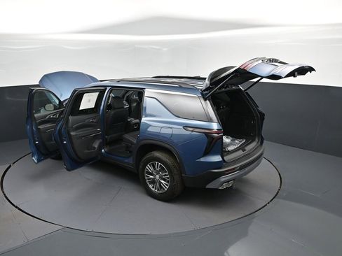 New 2026 Chevrolet Traverse LT image 48