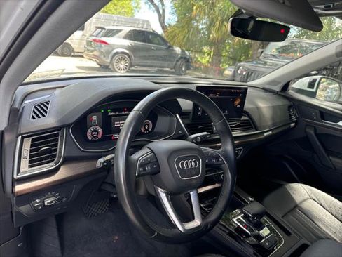 Used 2023 Audi Q5 2.0T Premium Plus w/ Premium Plus Package AWD/4WD image 9