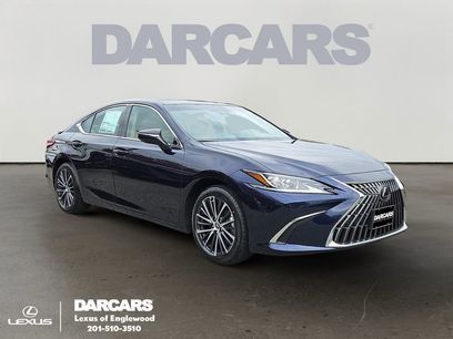 New 2025 Lexus ES 350 w/ Premium Package