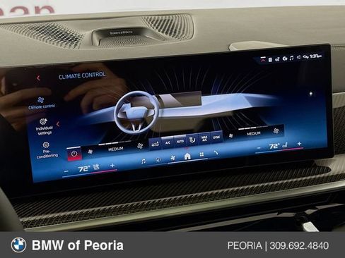 New 2026 BMW X7 M60i image 16