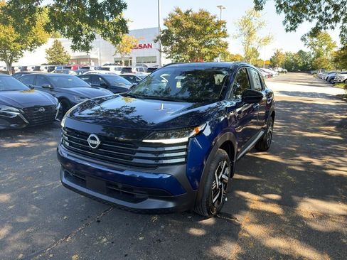 New 2026 Nissan Kicks SV image 3