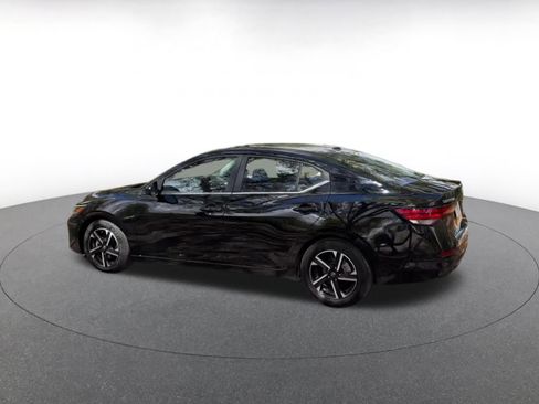 Used 2025 Nissan Sentra SV image 10