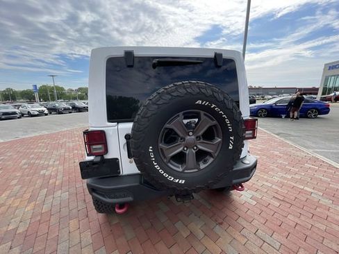 Used 2018 Jeep Wrangler Unlimited Rubicon image 17