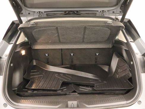 Used 2022 Buick Encore GX Select w/ Advanced Technology Package FWD image 19