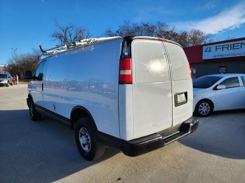 Used 2008 Chevrolet Express 2500 image 6