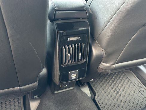 Used 2025 Jeep Compass Trailhawk AWD/4WD image 22