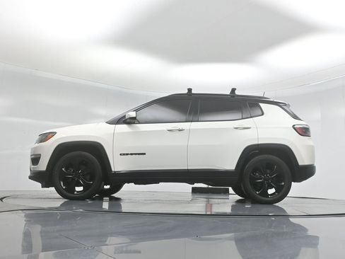 Used 2020 Jeep Compass Latitude image 8