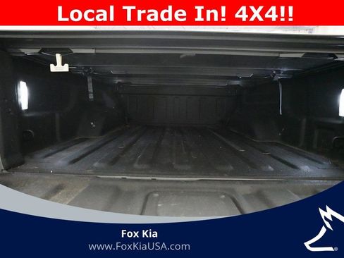 Used 2020 Jeep Gladiator Sport w/ Quick Order Package 24S image 10