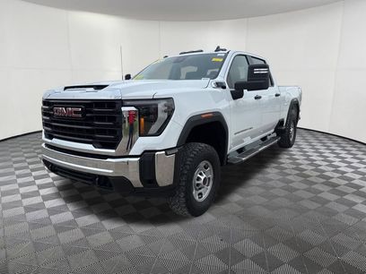 Used 2024 GMC Sierra 2500 Pro w/ Convenience Package