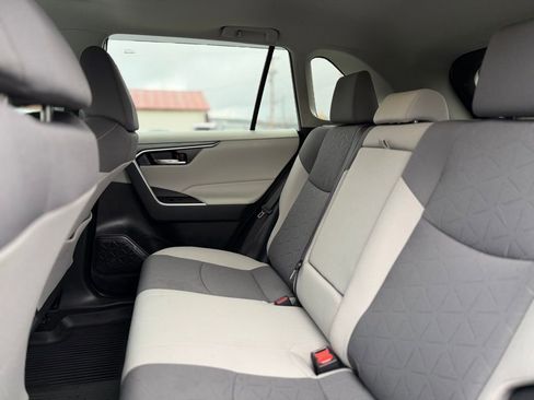 Used 2023 Toyota RAV4 XLE image 6