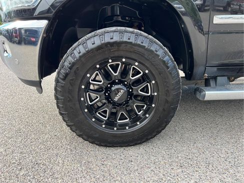 Used 2016 RAM 3500 Laramie w/ Cold Weather Group AWD/4WD image 25