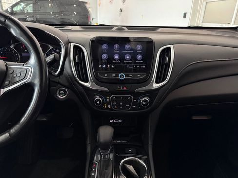 Used 2022 Chevrolet Equinox Premier AWD/4WD image 15