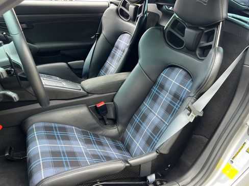 Certified 2024 Porsche 718 Cayman GT4 RS RWD image 5