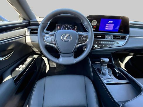 Certified 2024 Lexus ES 350 w/ Accessory Package (Z1) FWD image 5