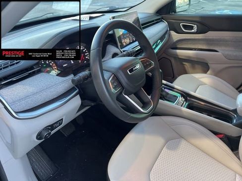 Used 2022 Jeep Compass Latitude image 29