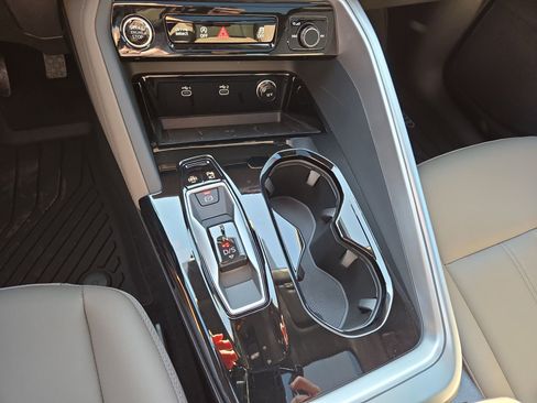 New 2026 Audi Q5 Premium Plus AWD/4WD image 22