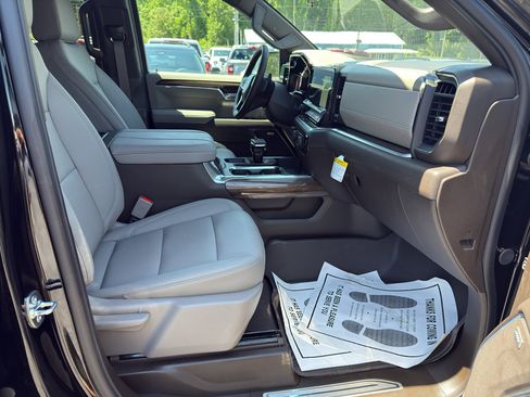 New 2026 Chevrolet Silverado 1500 LT Trail Boss w/ LT Trail Boss Premium Package AWD/4WD image 40