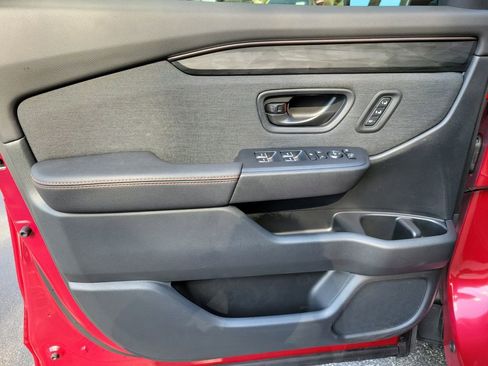 Certified 2026 Honda Passport TrailSport image 20