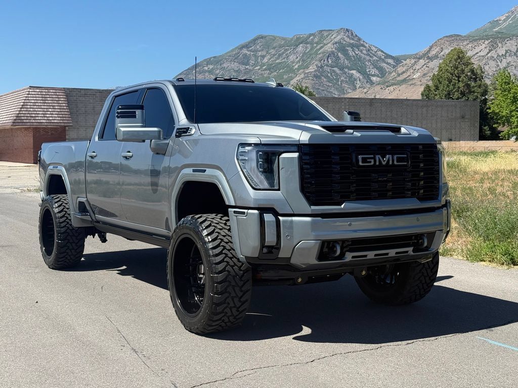 Used 2026 GMC Sierra 3500 Denali Ultimate AWD/4WD image 1