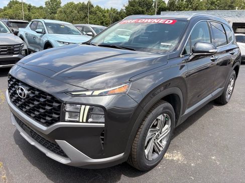 Used 2023 Hyundai Santa Fe SEL FWD image 3