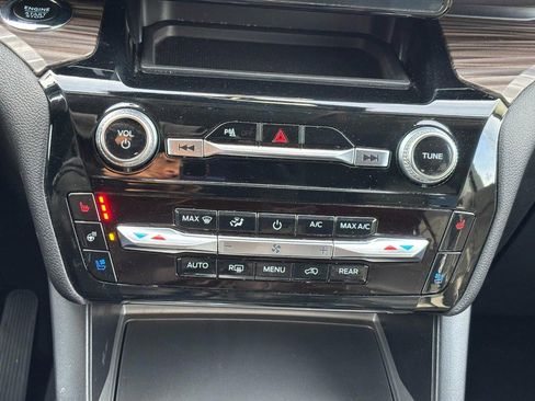 Used 2023 Ford Explorer Limited image 26