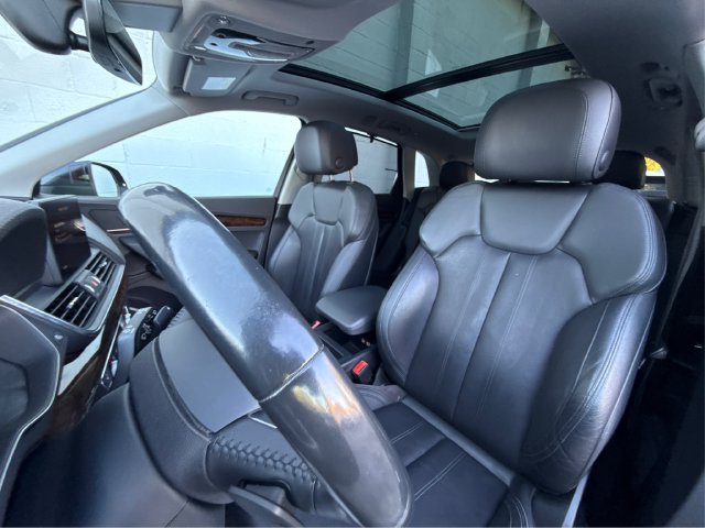 Used 2018 Audi Q5 2.0T Premium Plus w/ Premium Plus Package AWD/4WD image 24