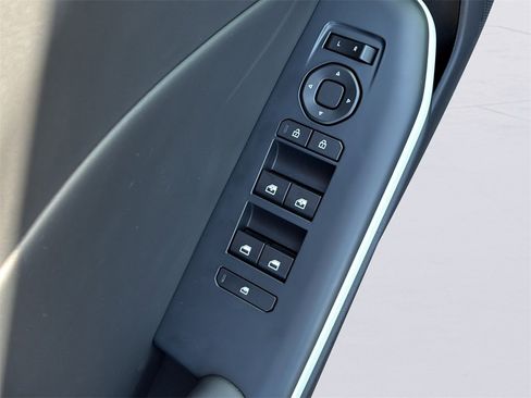 New 2025 Kia K4 GT-Line w/ GT-Line Sunroof Package image 12