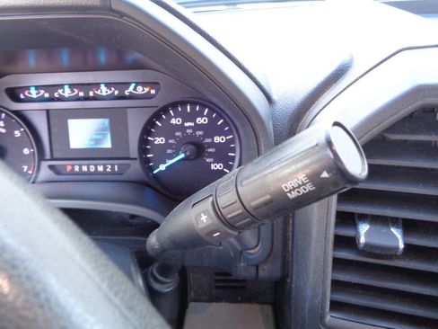 Used 2022 Ford F250 XL w/ Power Equipment Group image 52