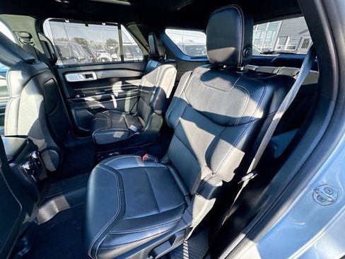 Used 2020 Ford Explorer ST w/ Premium Technology Package image 24