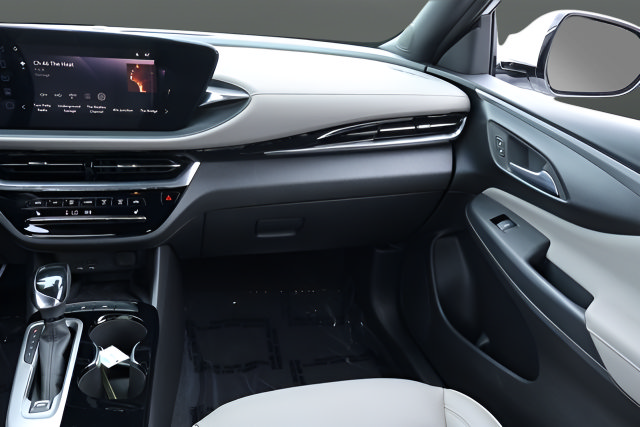 Used 2025 Buick Envista Avenir FWD image 17