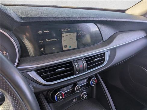 Used 2021 Alfa Romeo Stelvio Ti w/ Nero Edizione image 12