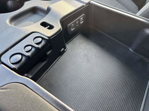 Used 2022 RAM 1500 Classic Warlock image 30