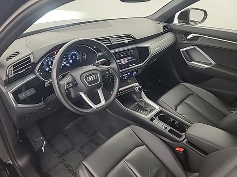 Used 2025 Audi Q3 2.0T Premium AWD/4WD image 21