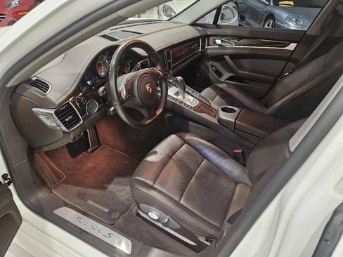 Used 2010 Porsche Panamera S image 48