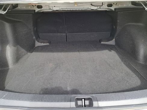 Used 2024 Toyota Corolla LE image 25