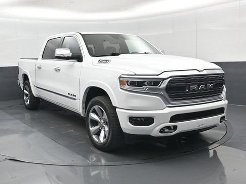 Used 2022 RAM 1500 Limited w/ Body Color Bumper Group AWD/4WD image 1