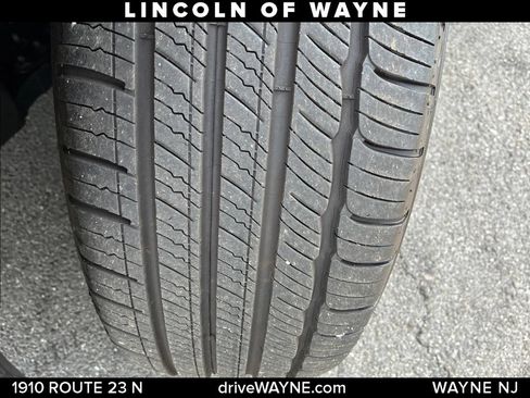 Certified 2024 Lincoln Corsair AWD w/ Equipment Group 101A image 27