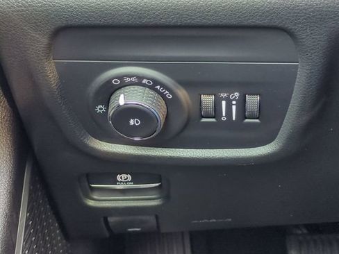 New 2026 Jeep Grand Cherokee L Limited w/ Luxury Tech Group II AWD/4WD image 21
