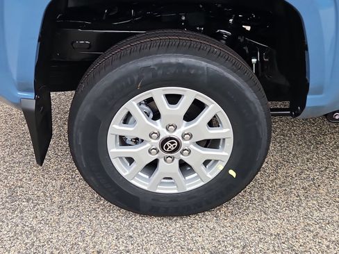 New 2026 Toyota Tacoma SR5 AWD/4WD image 5