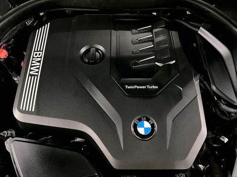 Used 2021 BMW 530i xDrive w/ Convenience Package AWD/4WD image 30