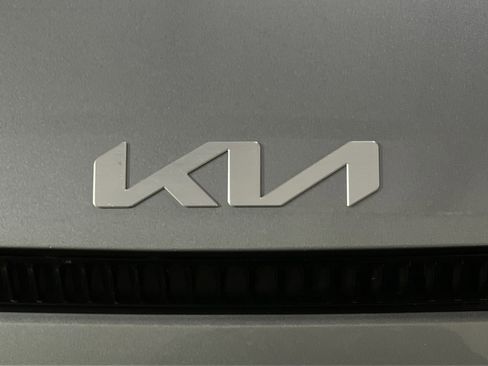 Used 2023 Kia EV6 Wind AWD/4WD image 20