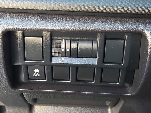 Used 2019 Subaru Impreza 2.0i image 25