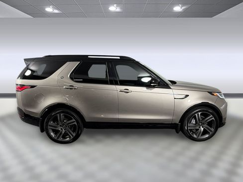 New 2026 Land Rover Discovery Dynamic SE AWD/4WD image 8