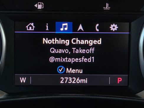 Used 2022 Chevrolet Equinox Premier w/ Redline Edition image 45