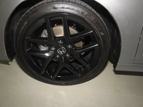 Certified 2022 Honda Civic Sport image 25