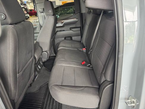 Used 2024 Chevrolet Silverado 1500 LT image 10